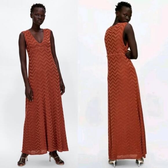 Zara Black Metallic Chevron Deep V Knit Sleeveless Maxi Dress S 70s retro Glam - Picture 2 of 8